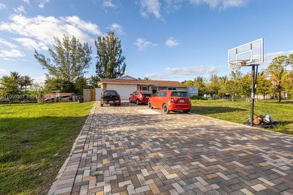 16525 N 87th Ln N, Loxahatchee, FL 33470