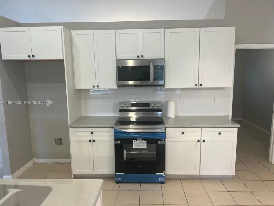 4015 6th St Sw, Lehigh Acres, FL 33976 - #3