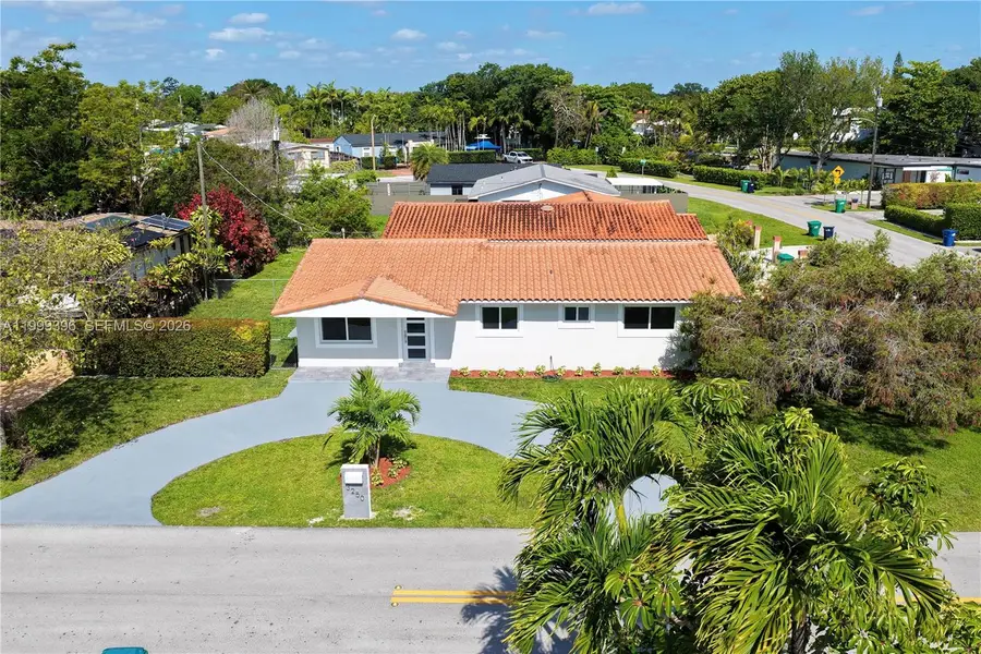 3250 SW 72 Ct, Miami, FL 33155 - #3