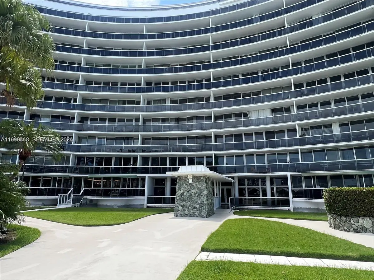 900 Bay Dr #311, Miami Beach, FL 33141 - #1