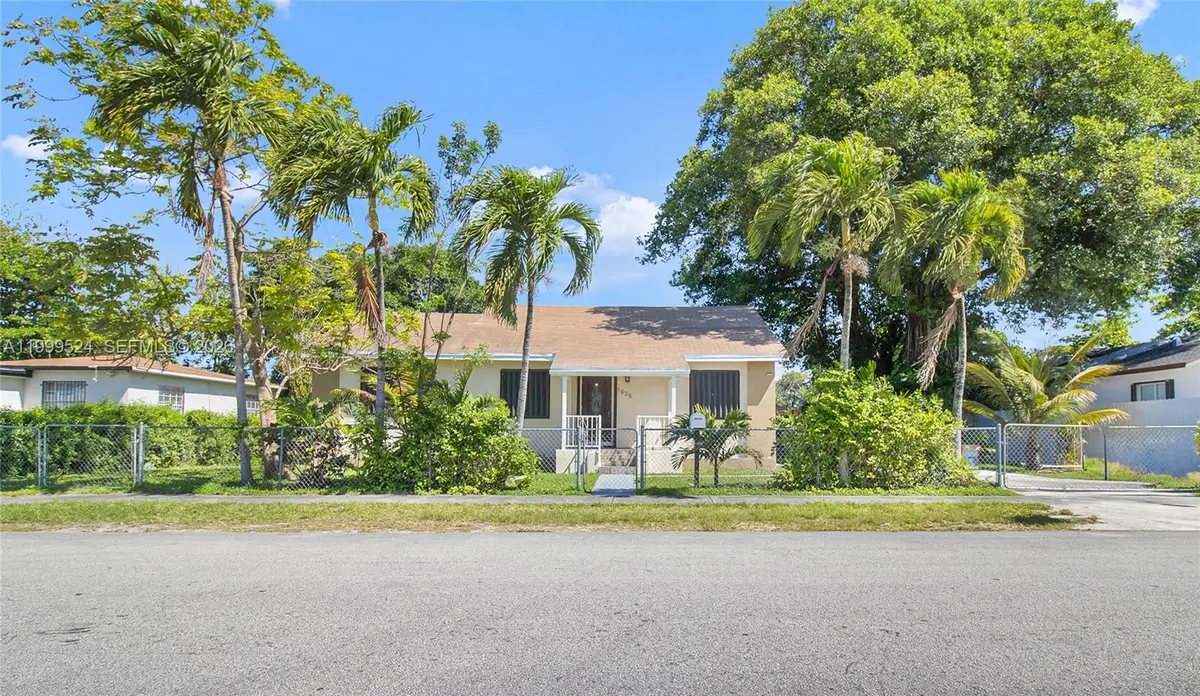 1925 NW 49th St, Miami, FL 33142 - #1