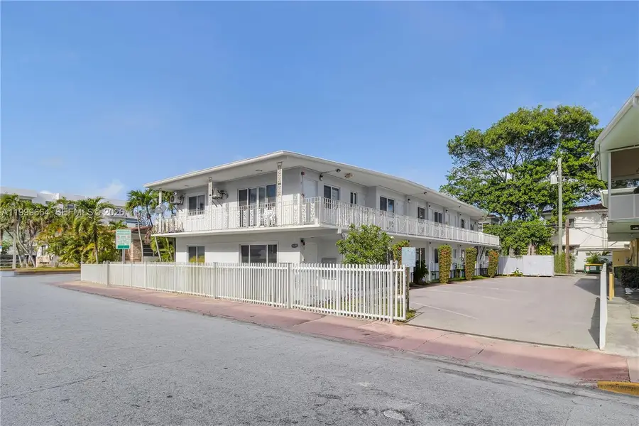 8129 Abbott Ave #10, Miami Beach, FL 33141 - #3