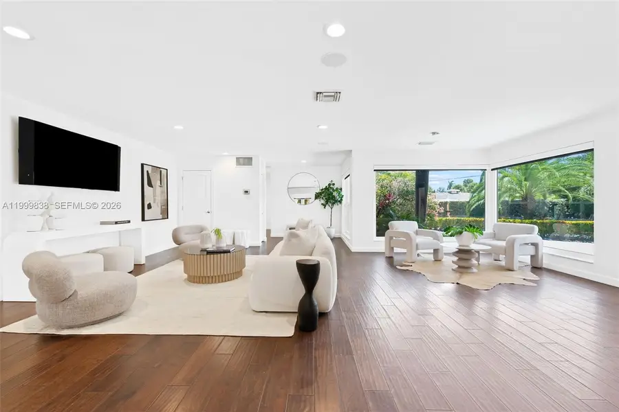 3001 Bayview Dr, Fort Lauderdale, FL 33306 - #3