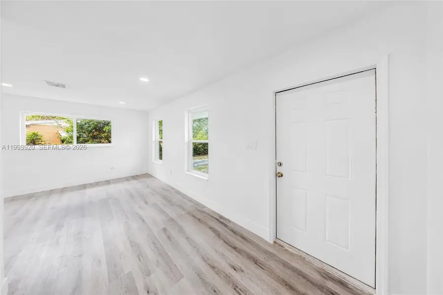 1260 NW 188th St, Miami Gardens, FL 33169 - #2