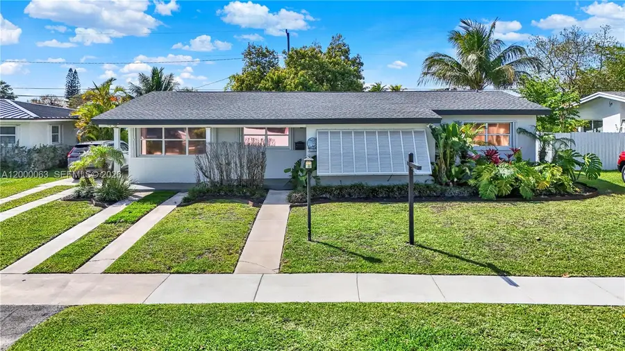 9401 Jamaica Dr, Cutler Bay, FL 33189 - #2