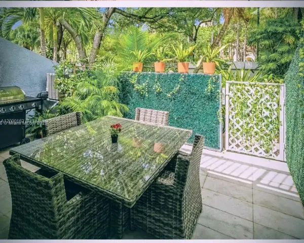 798 Crandon Blvd #55-B, Key Biscayne, FL 33149