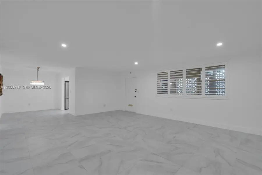 11960 NE 19th Dr #15, North Miami, FL 33181 - #3