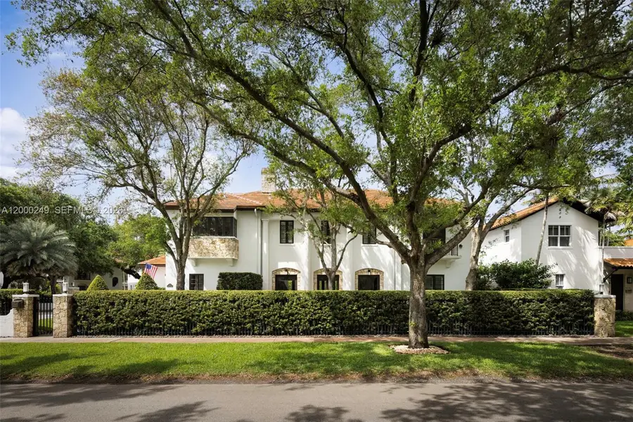 475 Amalfi Ave, Coral Gables, FL 33146 - #2