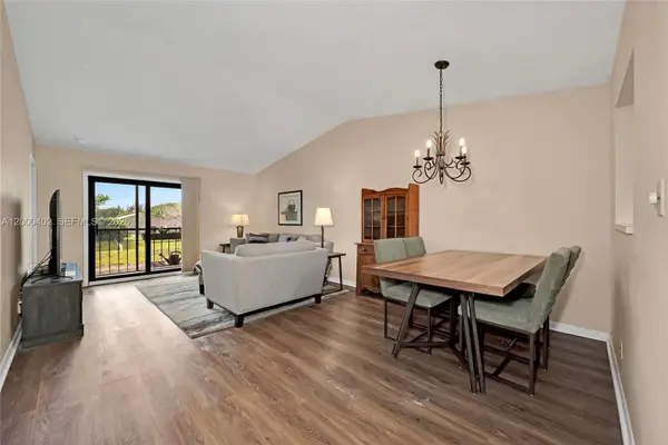 9449 Boca Cove Cir #911, Boca Raton, FL 33428