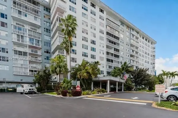 3800 Hillcrest Dr #411, Hollywood, FL 33021