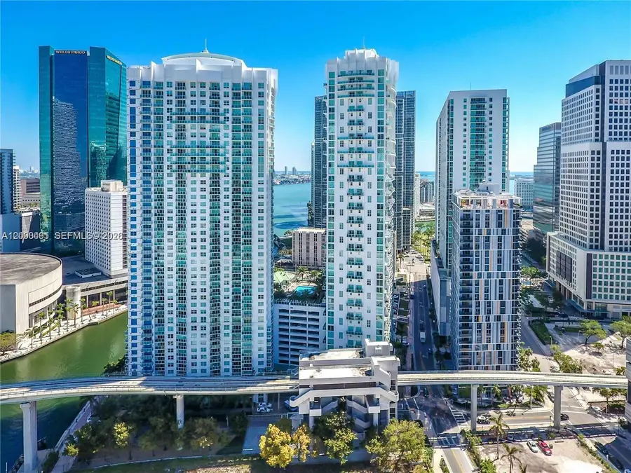 31 SE 5th St #4212, Miami, FL 33131 - #2