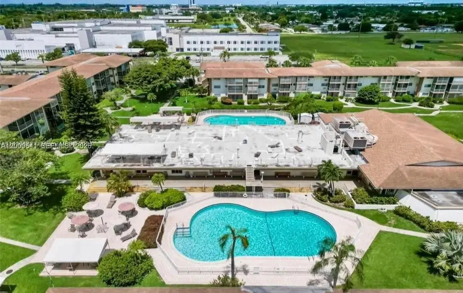 16900 NE 14 #109, Miami, FL 33162 - #2