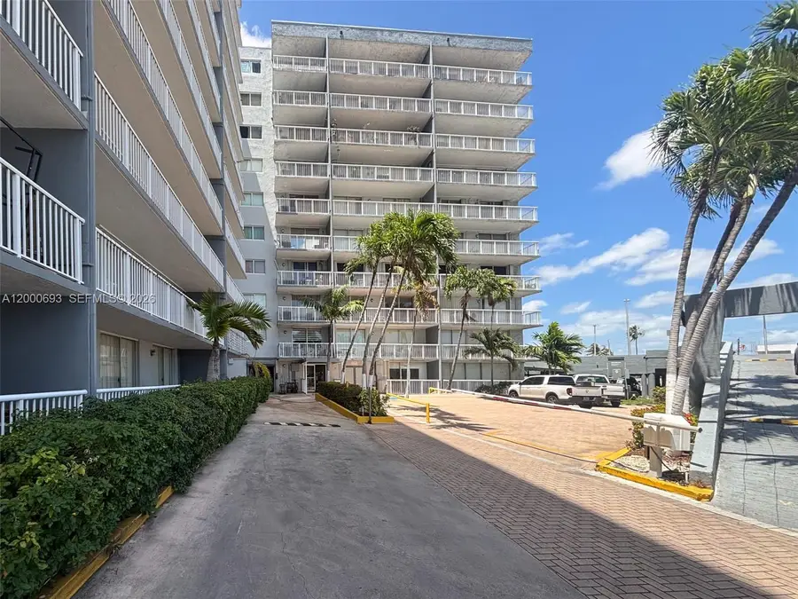 1800 NW 24th Ave #314, Miami, FL 33125 - #2