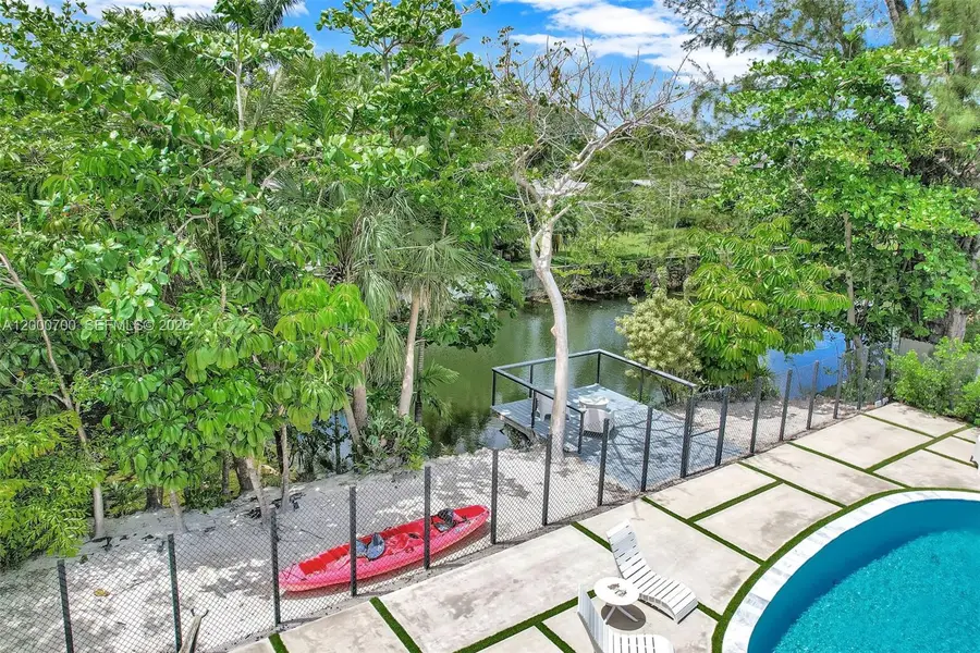 7142 SW 65th Ave, South Miami, FL 33143 - #2