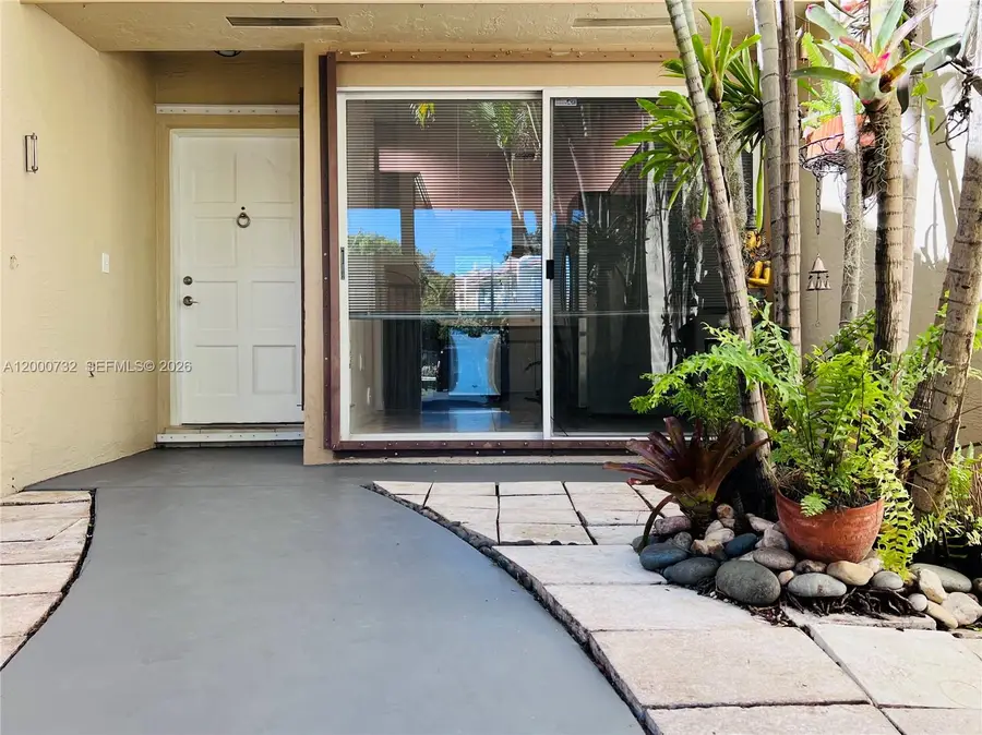 4530 NW 102nd Ct, Doral, FL 33178 - #2