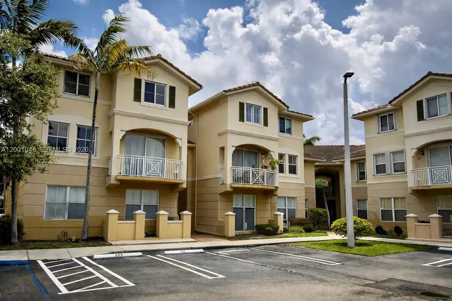 8906 W Flagler St #203, Miami, FL 33174 - #3