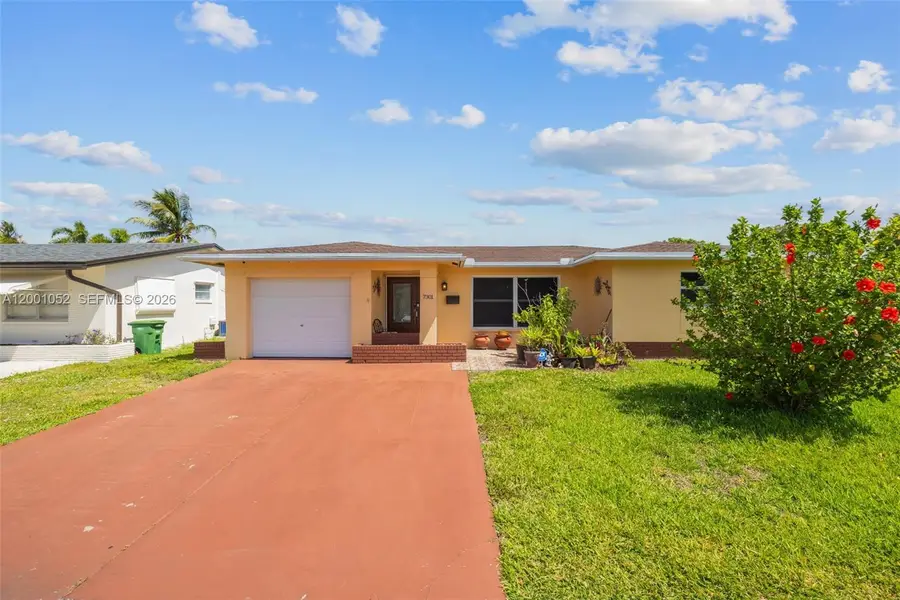 7301 NW 57th Pl, Tamarac, FL 33321 - #2