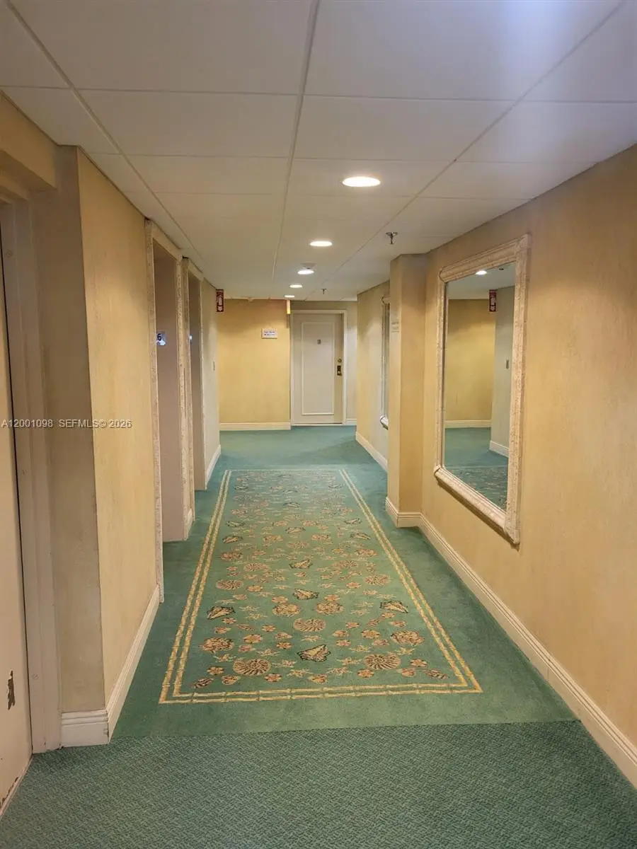 2625 Collins Ave #1601, Miami Beach, FL 33140 - #3