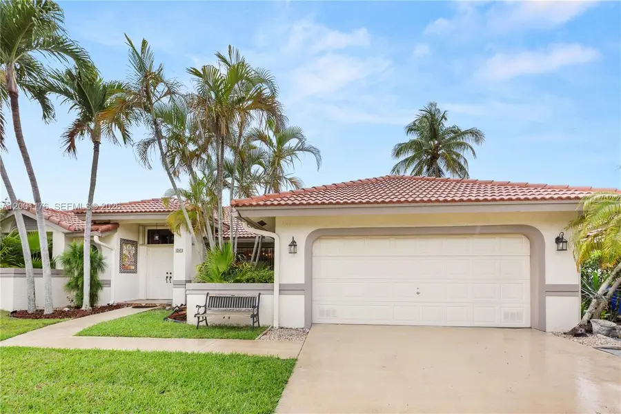 287 NW 37th Way, Deerfield Beach, FL 33442 - #2