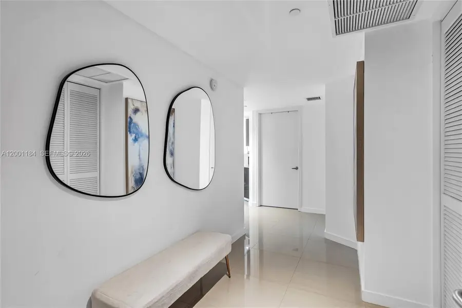 31 SE 6th St, Apt 702, Miami, FL 33131 - #2