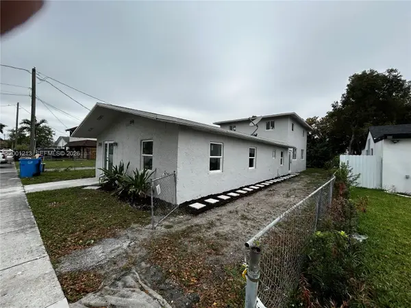 4429 SW 21st St, West Park, FL 33023
