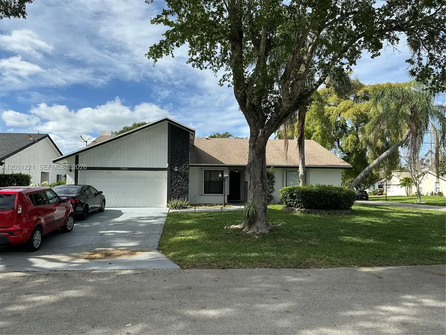 7003 NW 40th Pl, Coral Springs, FL 33065 - #2
