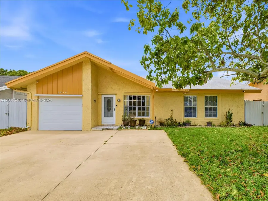 1319 SW 74th Ave, North Lauderdale, FL 33068 - #2