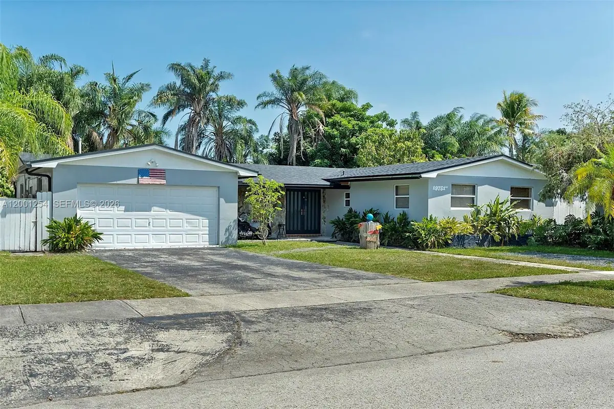 19751 SW 84th Ave, Cutler Bay, FL 33189 - #1