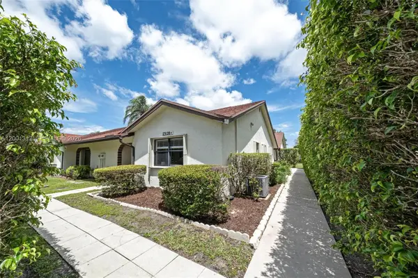 23128 Barwood Park Ln #A, Boca Raton, FL 33433