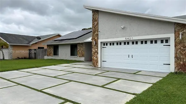 5421 NW 84th Ave, Lauderhill, FL 33351
