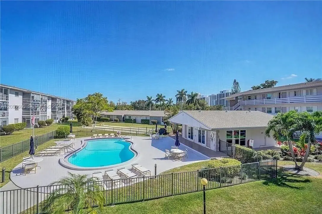 700 Layne Blvd #115, Hallandale Beach, FL 33009 - #1