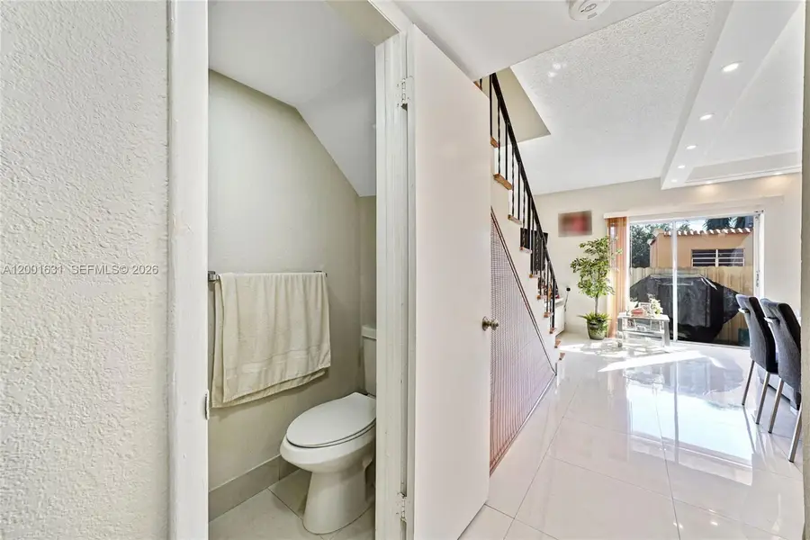 1305 W 53rd St #429, Hialeah, FL 33012 - #3