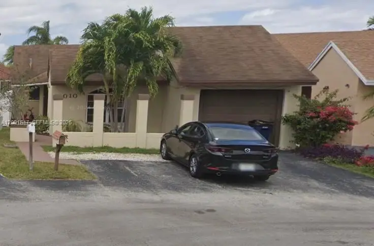 7010 SW 103rd Pl, Miami, FL 33173 - #1