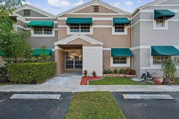 12224 SW 52nd Pl, Cooper City, FL 33330