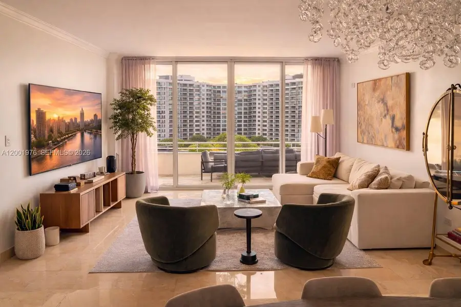 848 Brickell Key Dr #905, Miami, FL 33131 - #2