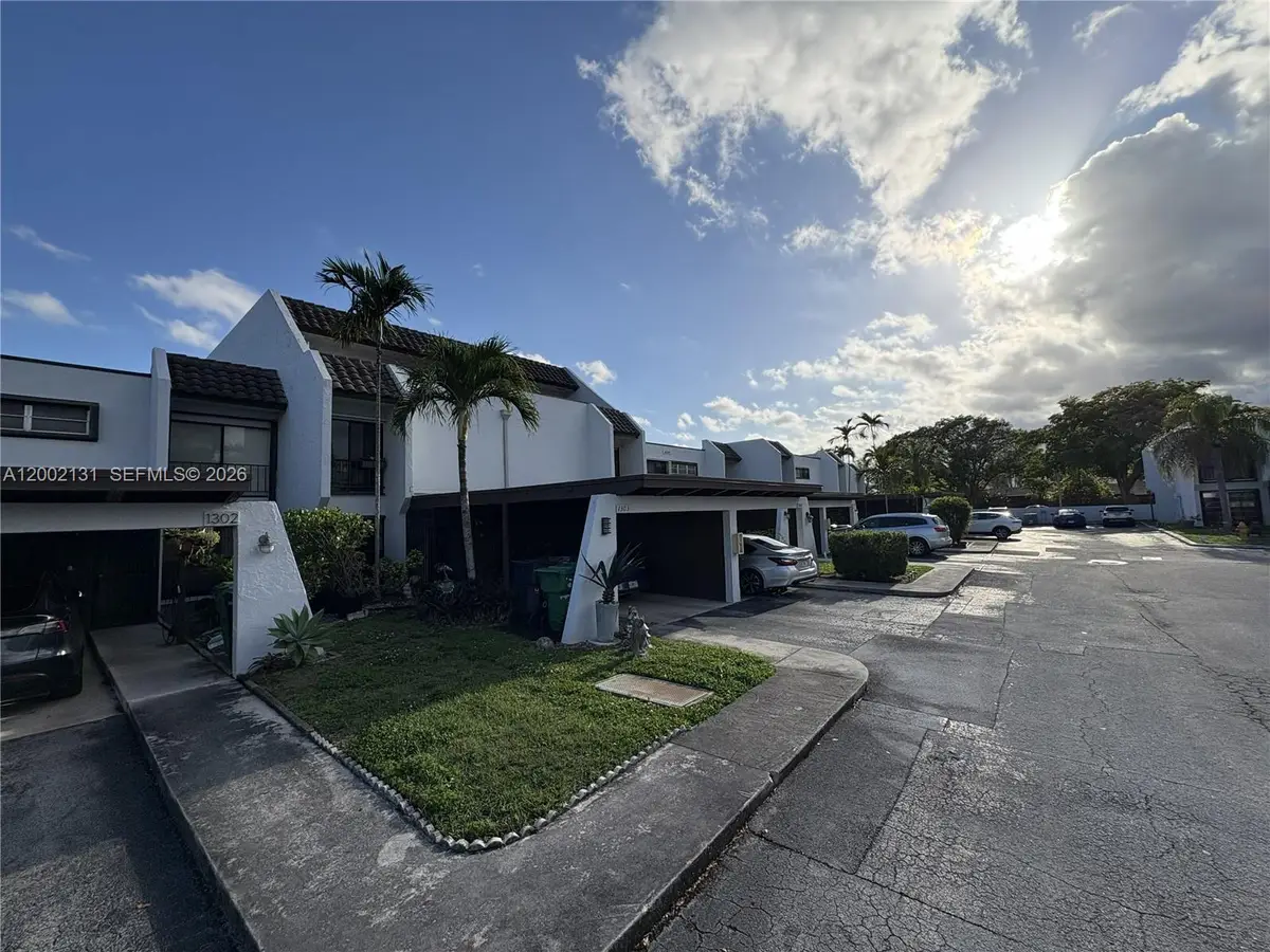 6530 Kendale Lakes Dr #1303, Miami, FL 33183 - #1