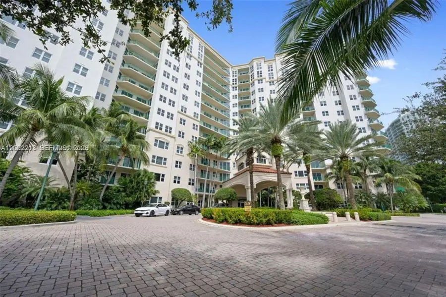 20000 E Country Club Dr #906, Aventura, FL 33180 - #3