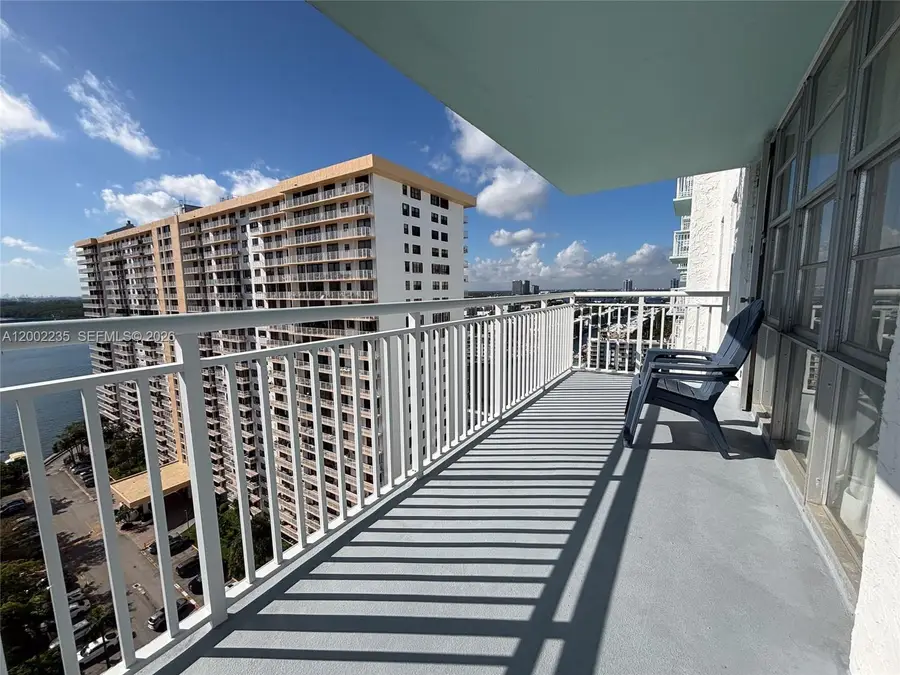 301 174th St #1912, Sunny Isles Beach, FL 33160 - #2
