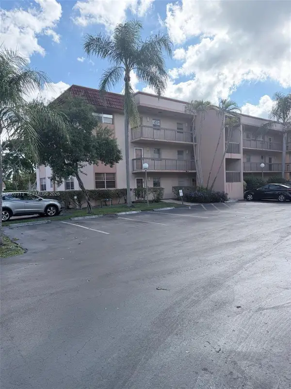 3040 Holiday Springs Blvd #110, Margate, FL 33063