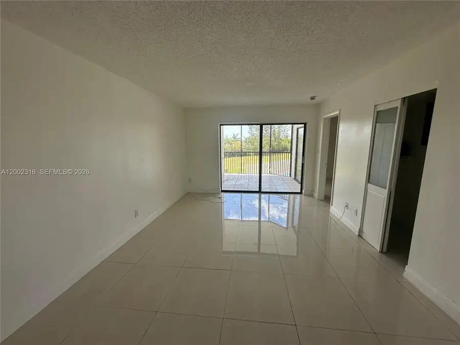 3396 Foxcroft Rd #305, Miramar, FL 33025 - #3