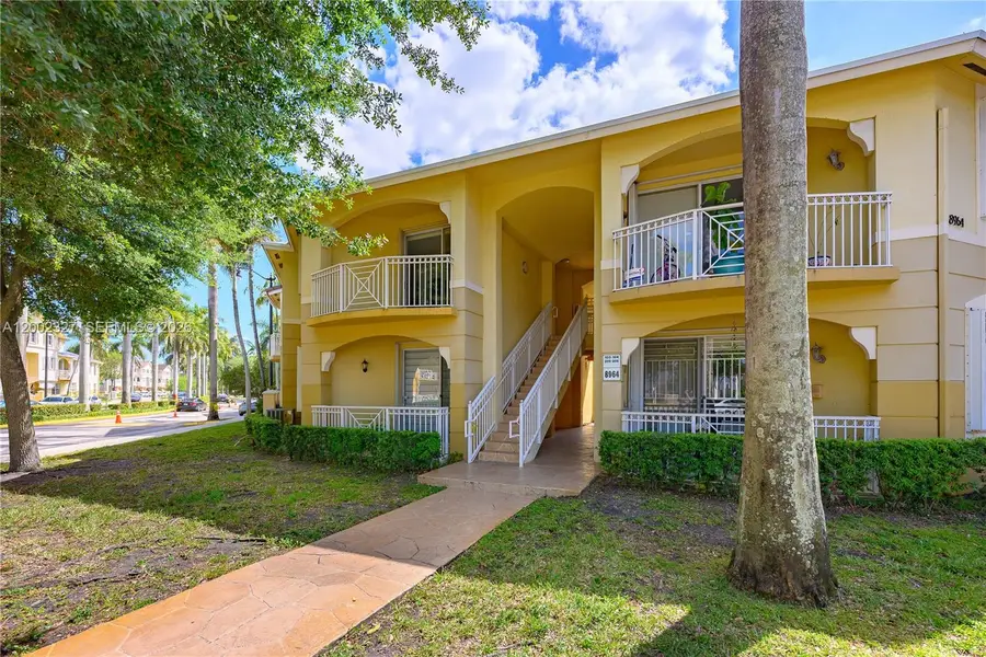 8964 W Flagler St #206, Miami, FL 33174 - #2