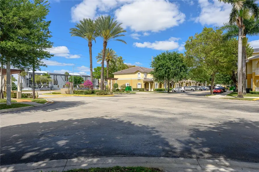 8964 W Flagler St #206, Miami, FL 33174 - #3