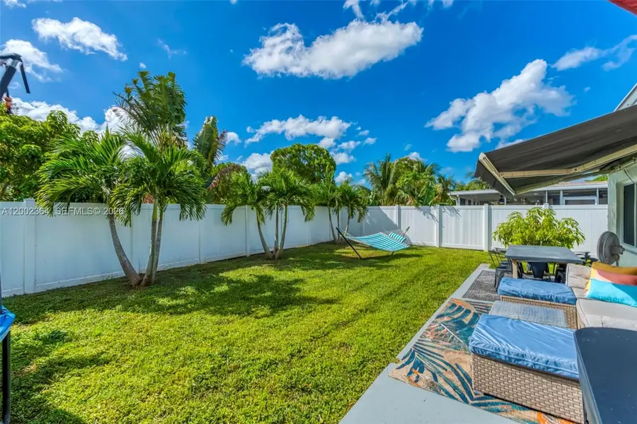 9212 NW 81st Pl, Tamarac, FL 33321 - #3