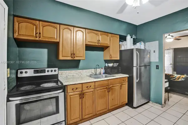 836 NW 101st St, Miami, FL 33150