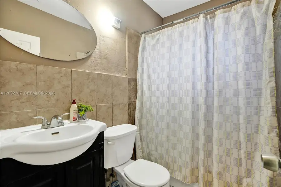 836 NW 101st St, Miami, FL 33150 - #3