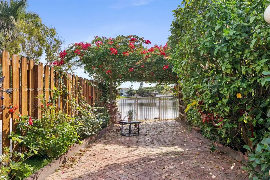 16368 SW 43rd Ter, Miami, FL 33185 - #2