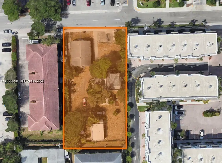 2202 Van Buren St, Hollywood, FL 33020 - #2