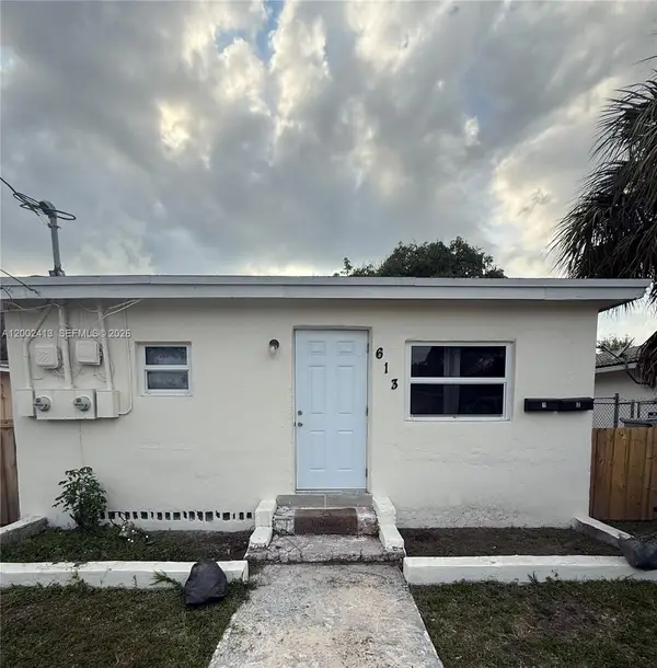 613 NW 15th Ave Unit 1-, Pompano Beach, FL 33069