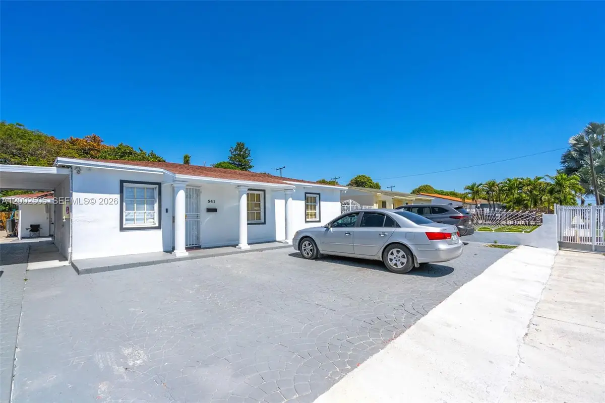 541 E 38th St, Hialeah, FL 33013 - #1