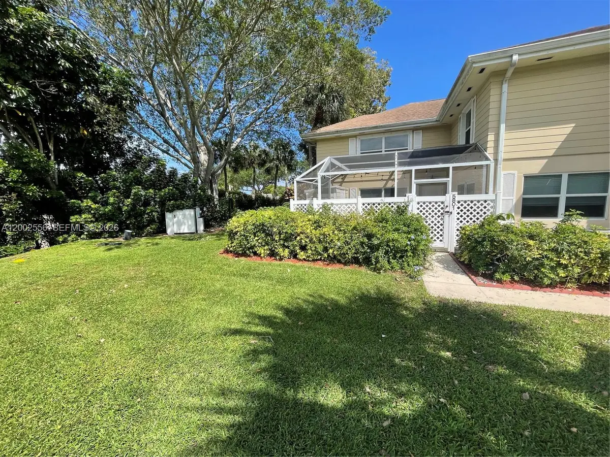 5801 Wheatley Ct, Boynton Beach, FL 33436 - #1